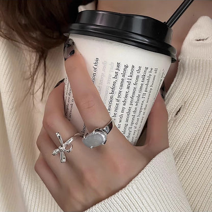 Women's Irregular Lines Fashion Ring